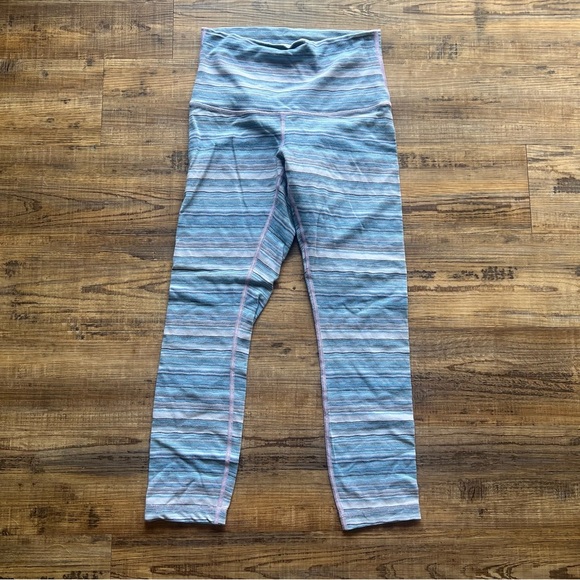 Lululemon Wunder Under Crop III Space Dye Twist Lullaby Ray Women’s Size 6 - Picture 1 of 9